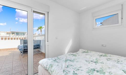 Bestaand - Townhouse / Semi-detached - Orihuela Costa - Playa Flamenca