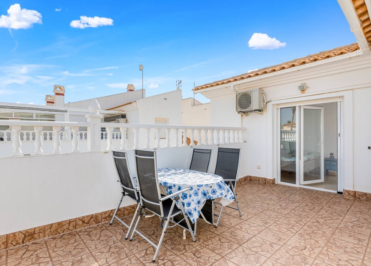 Bestaand - Townhouse / Semi-detached - Orihuela Costa - Playa Flamenca