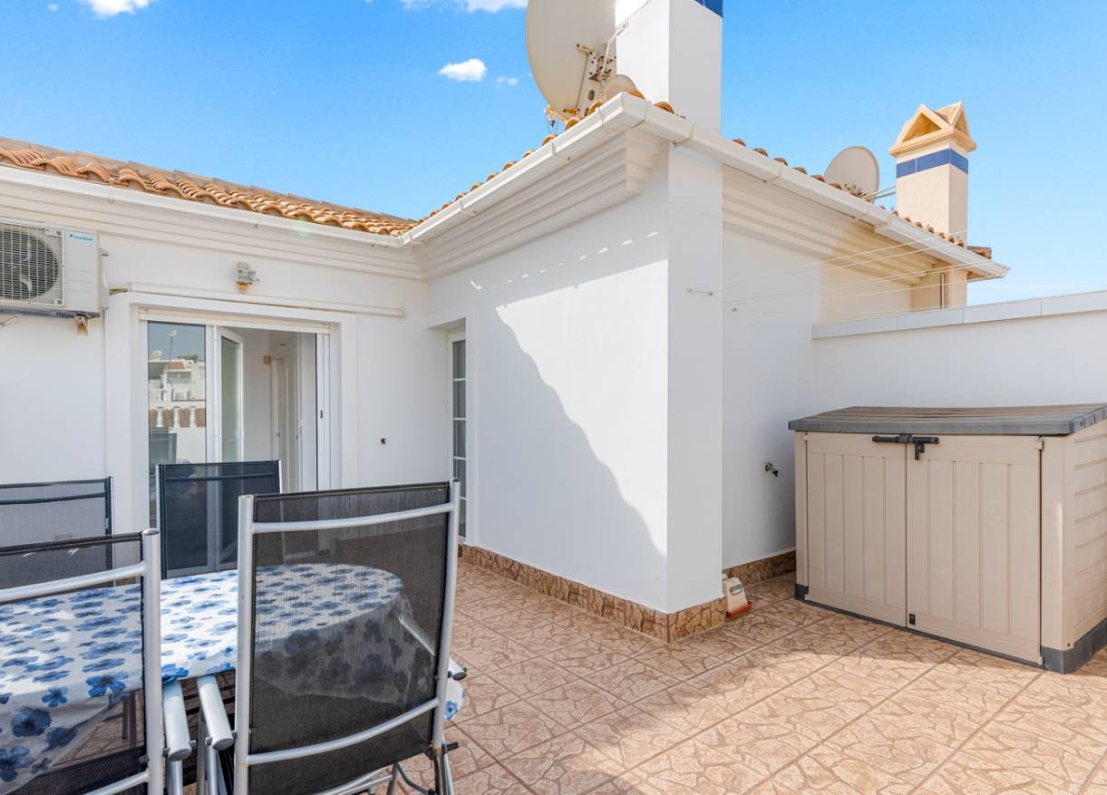 Bestaand - Townhouse / Semi-detached - Orihuela Costa - Playa Flamenca