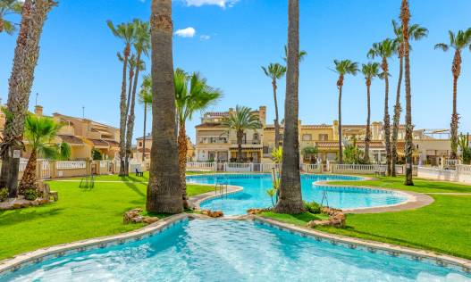 Bestaand - Townhouse / Semi-detached - Orihuela Costa - Playa Flamenca