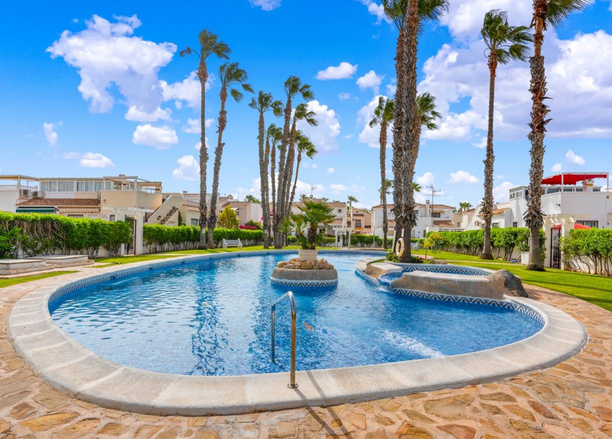 Bestaand - Townhouse / Semi-detached - Orihuela Costa - Playa Flamenca