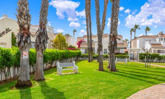Bestaand - Townhouse / Semi-detached - Orihuela Costa - Playa Flamenca