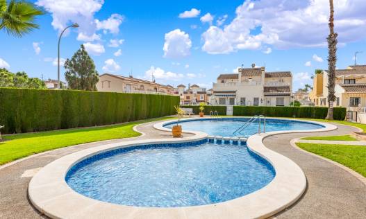 Bestaand - Townhouse / Semi-detached - Orihuela Costa - Playa Flamenca