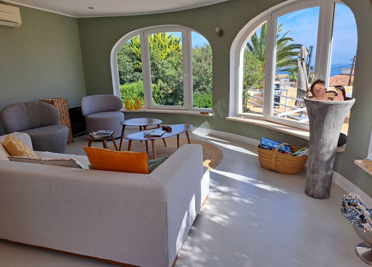 Bestaand - Villa - Jávea