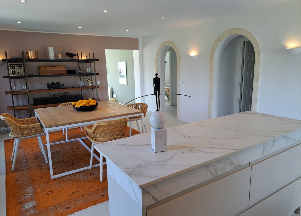 Bestaand - Villa - Jávea