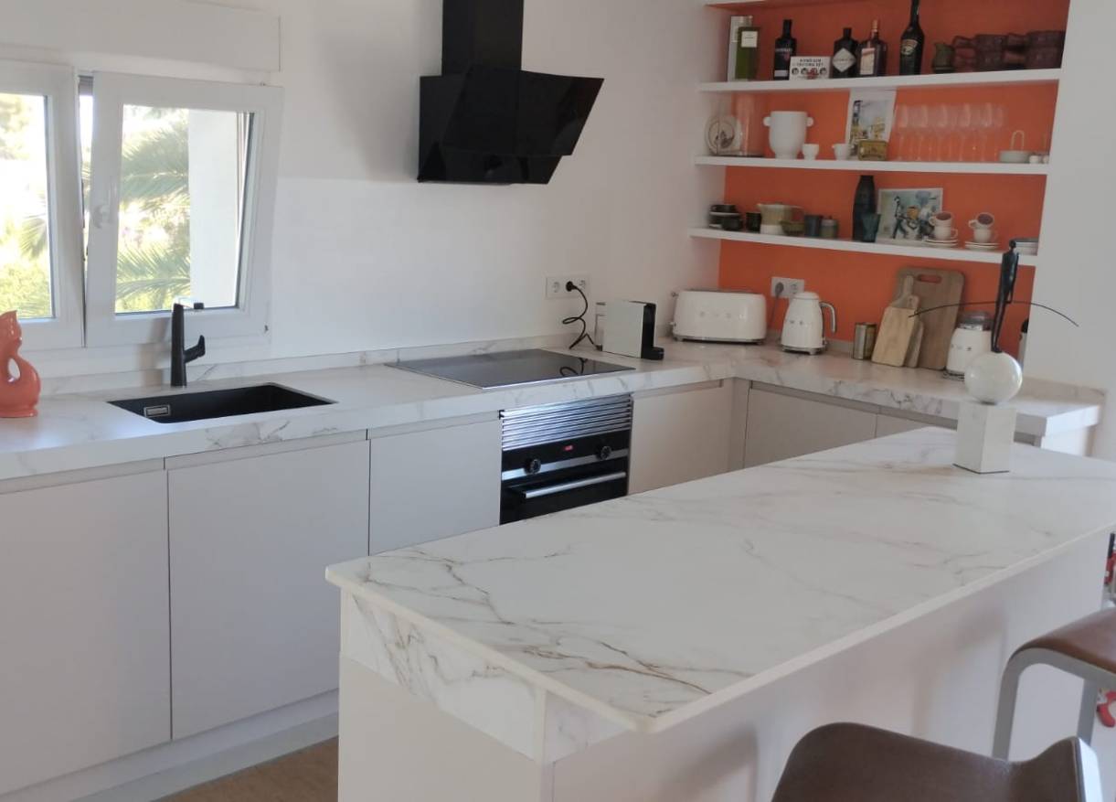 Bestaand - Villa - Jávea