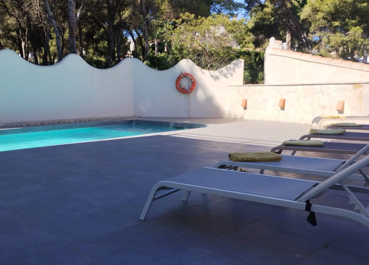 Bestaand - Villa - Jávea