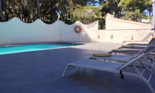 Bestaand - Villa - Jávea