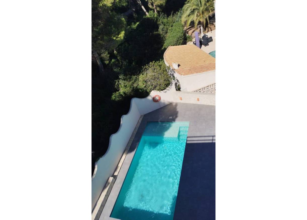 Bestaand - Villa - Jávea
