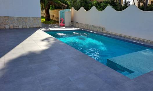 Bestaand - Villa - Jávea