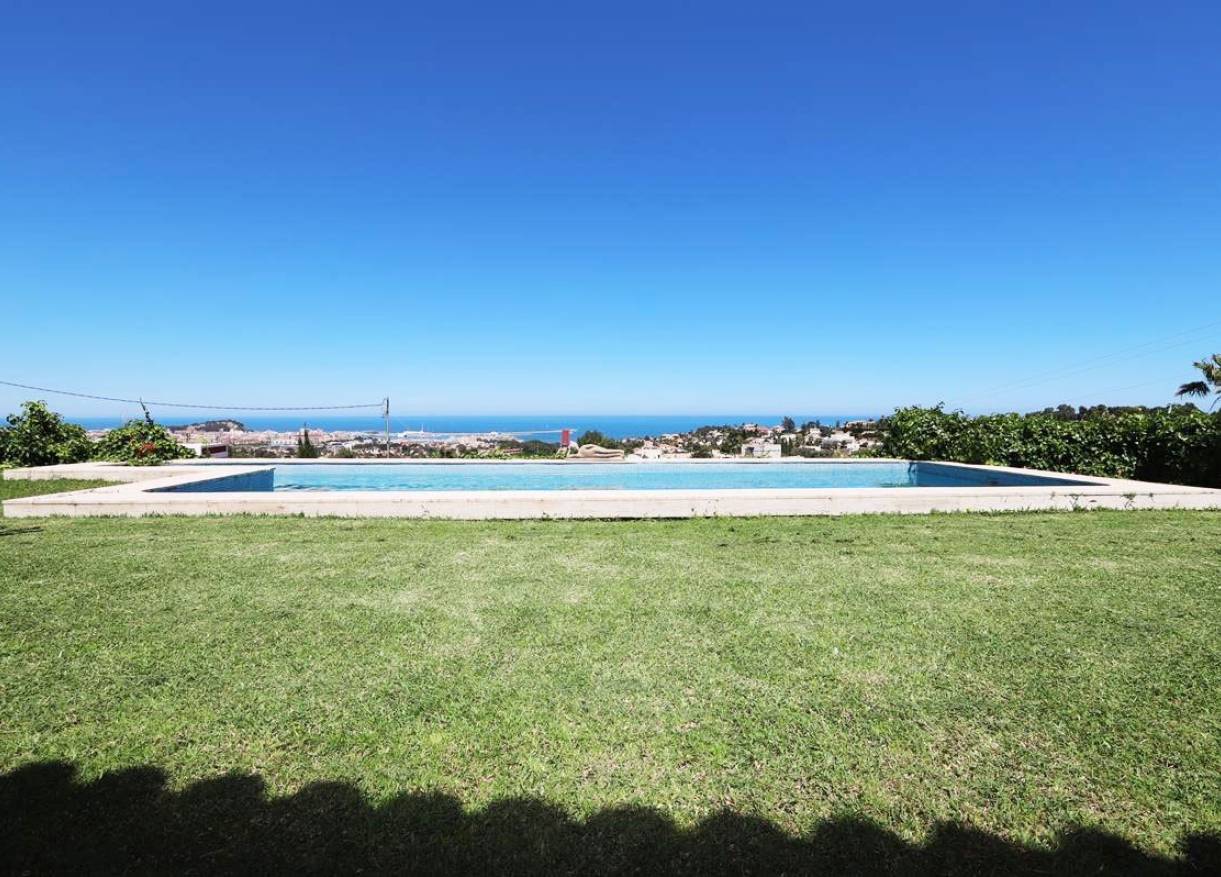 Bestaand - Villa - Denia