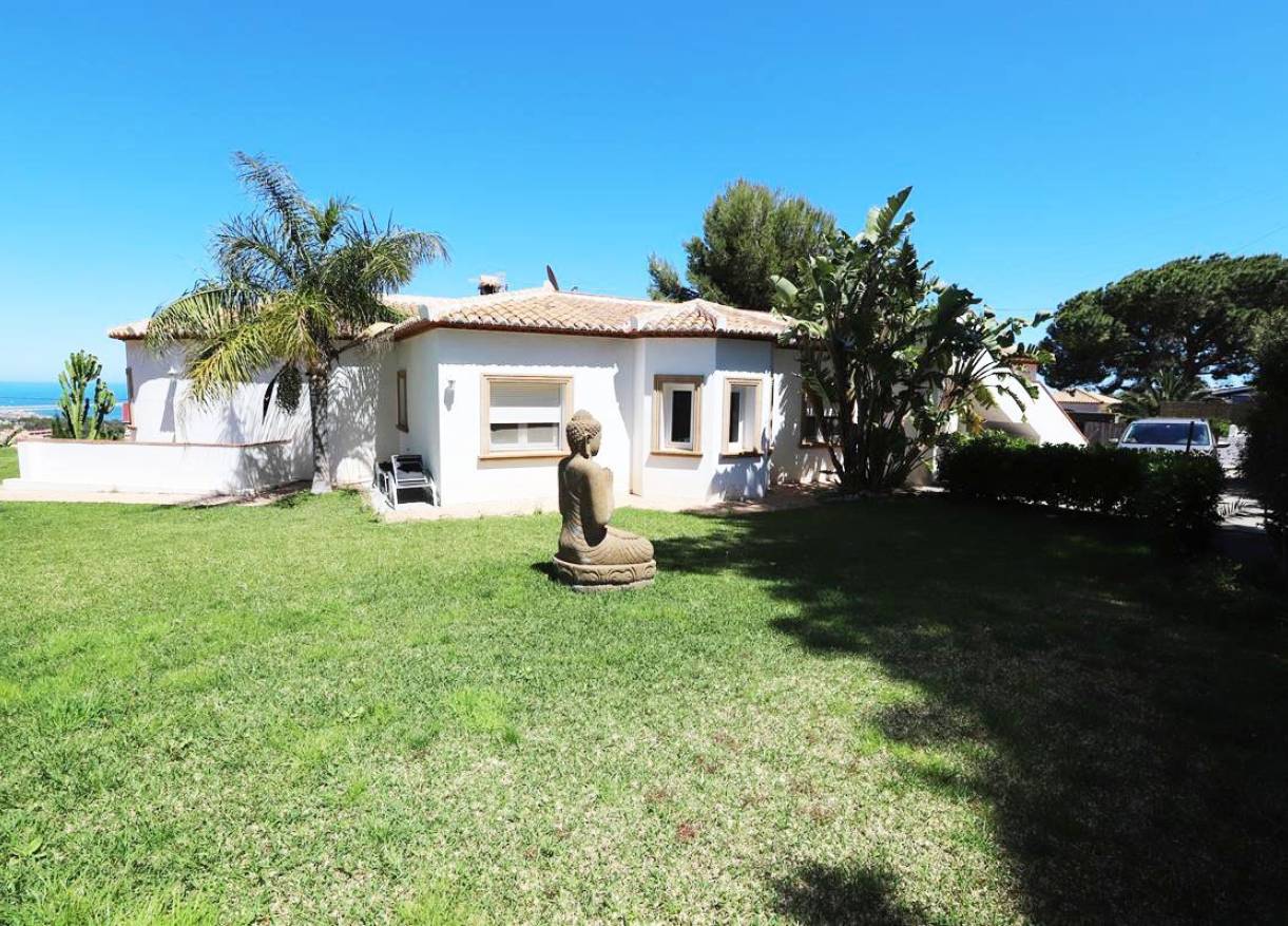 Bestaand - Villa - Denia