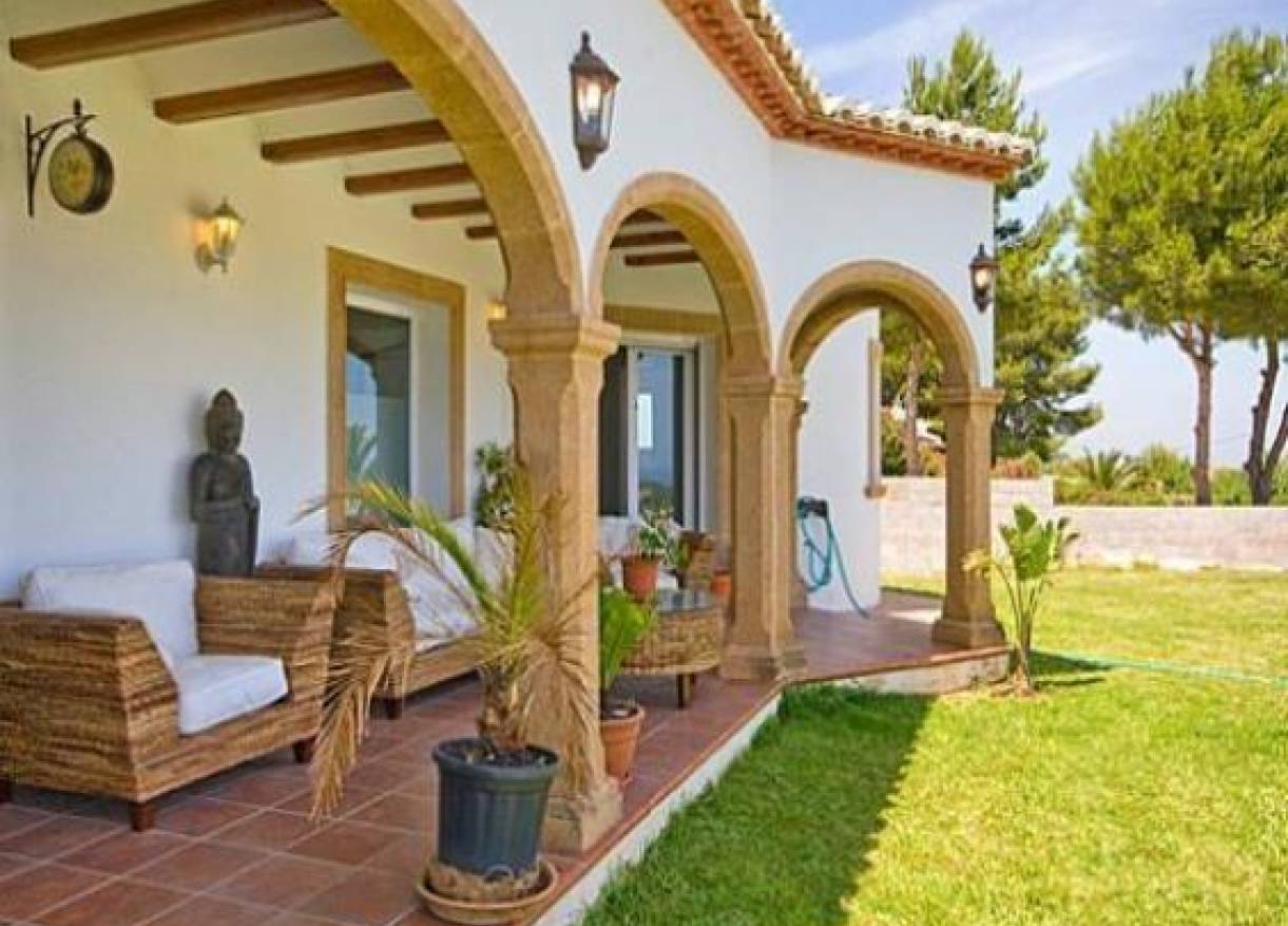 Bestaand - Villa - Denia