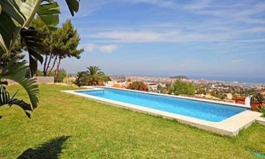 Bestaand - Villa - Denia