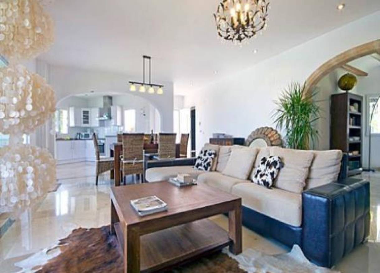 Bestaand - Villa - Denia