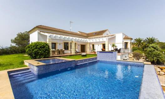 Bestaand - Villa - Denia