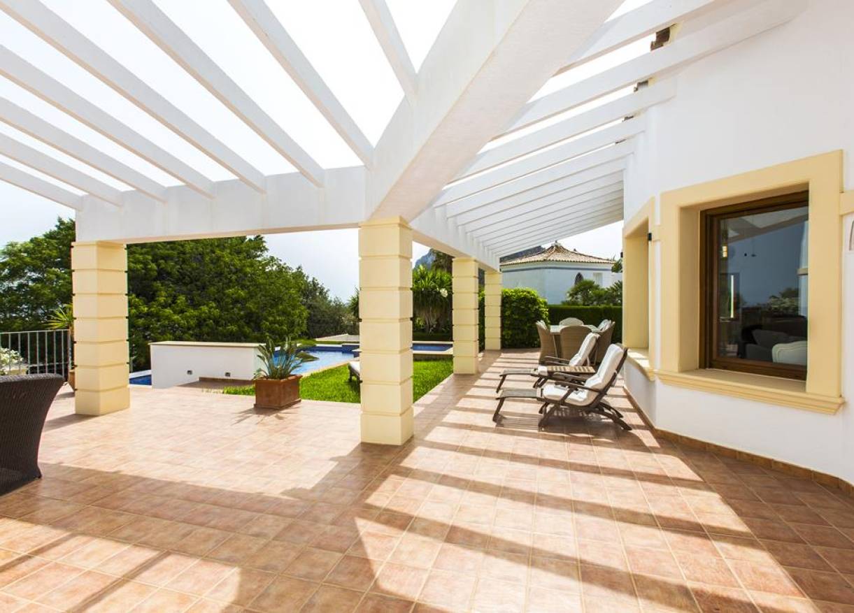 Bestaand - Villa - Denia