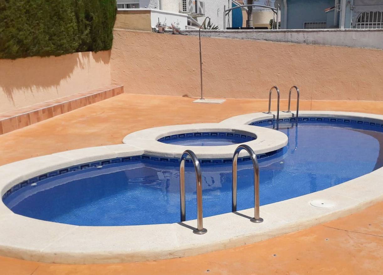 Bestaand - Townhouse / Semi-detached - San Fulgencio - Urb. La Marina