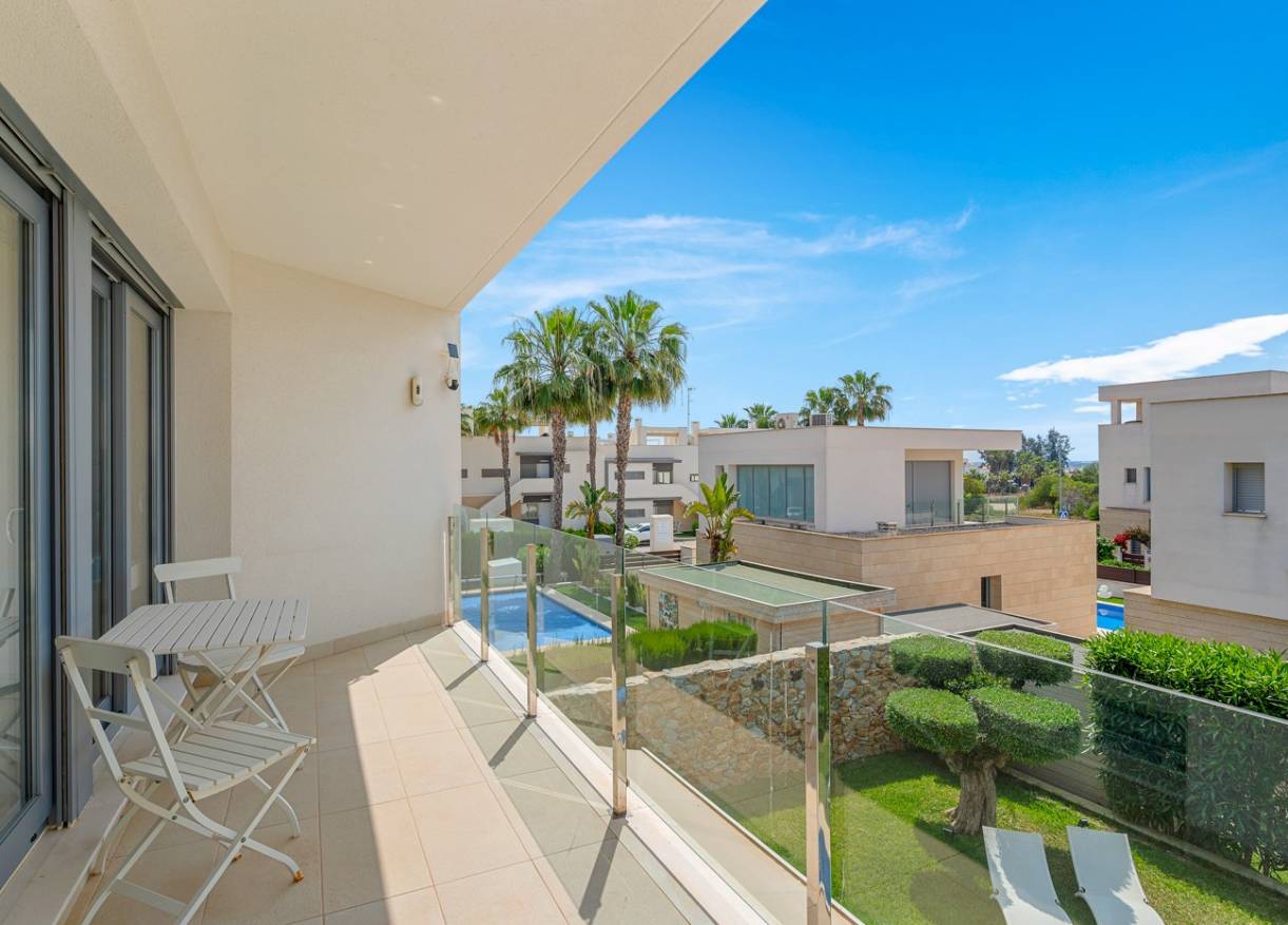 Bestaand - Villa - Orihuela - Vistabella golf