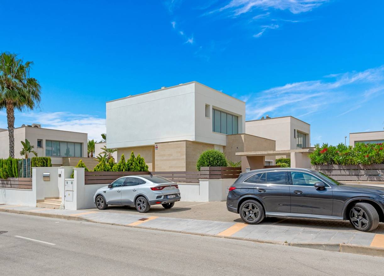 Bestaand - Villa - Orihuela - Vistabella golf