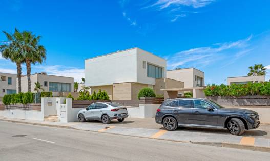 Bestaand - Villa - Orihuela - Vistabella golf
