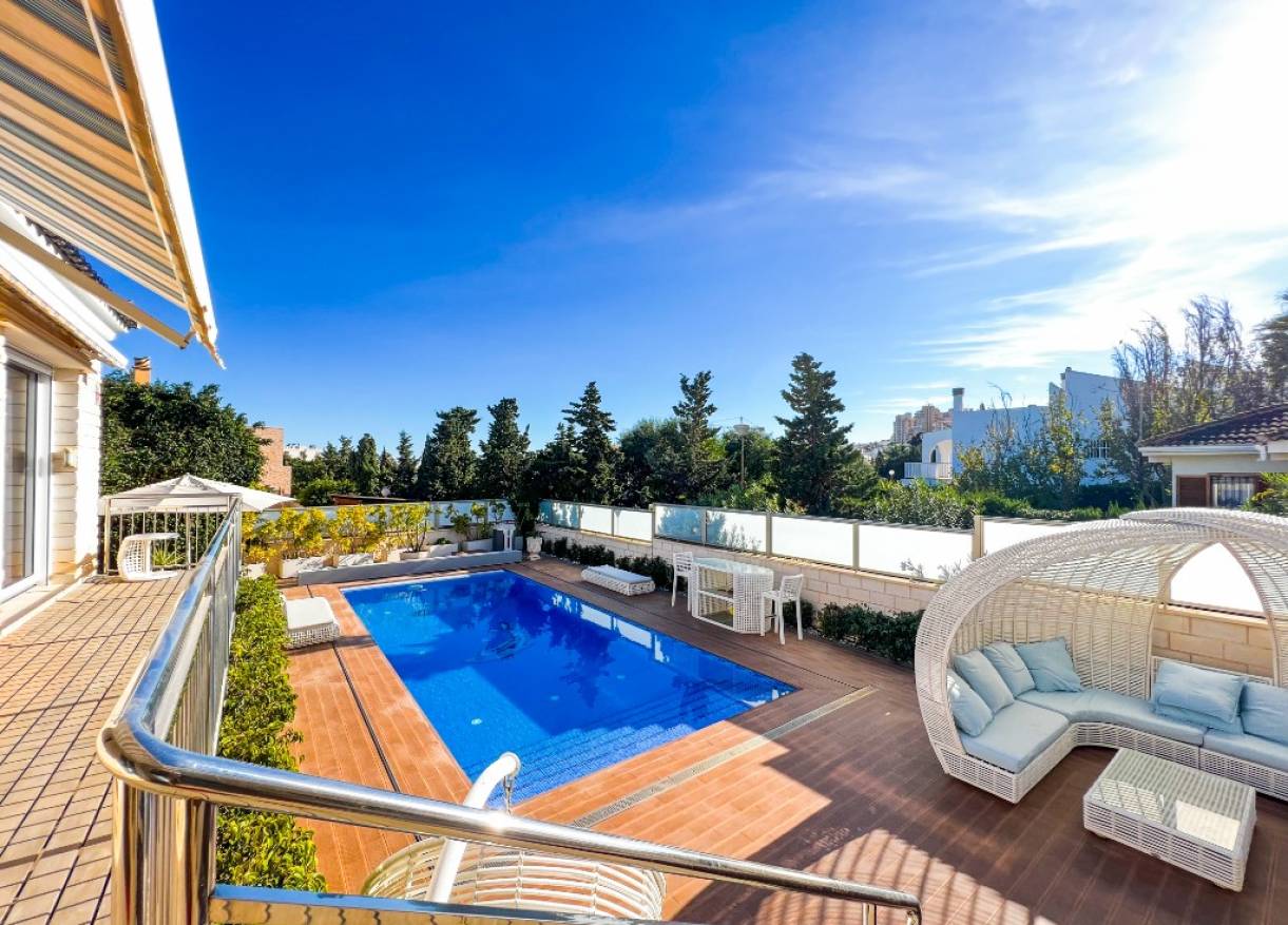 Bestaand - Villa - La Mata