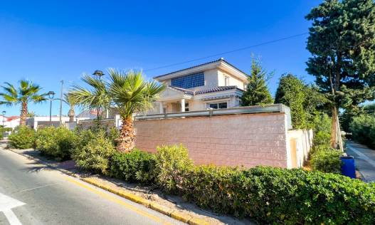 Bestaand - Villa - La Mata