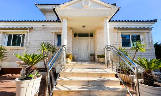 Bestaand - Villa - La Mata