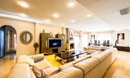 Bestaand - Villa - La Mata