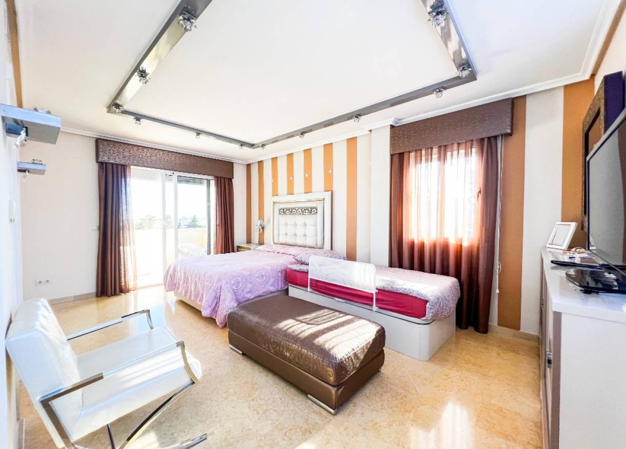 Bestaand - Villa - La Mata