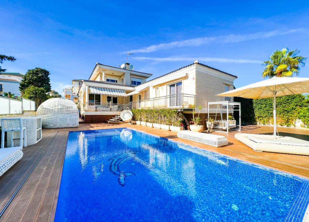 Bestaand - Villa - La Mata