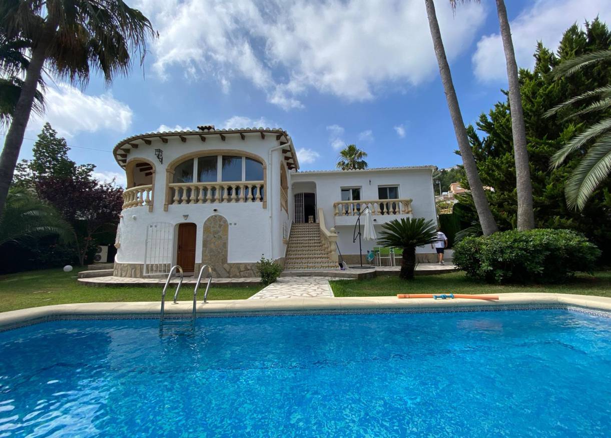 Bestaand - Villa - Denia