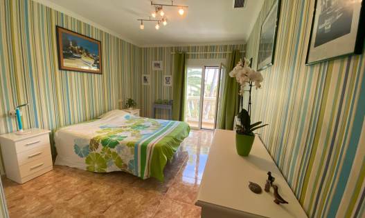 Bestaand - Villa - Denia