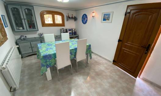 Bestaand - Villa - Denia