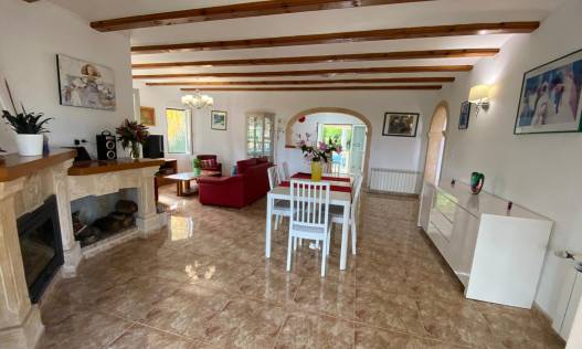 Bestaand - Villa - Denia