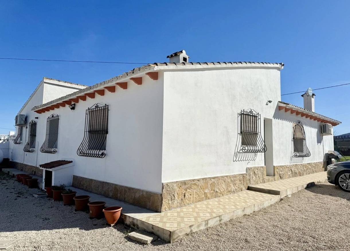 Bestaand - Finca - Denia