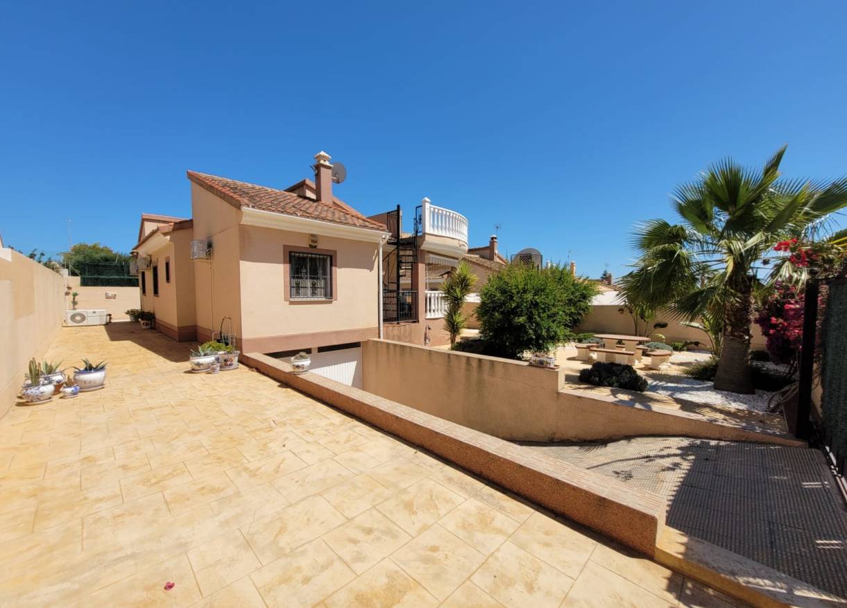 Vakantie verhuur - Villa - La Marina