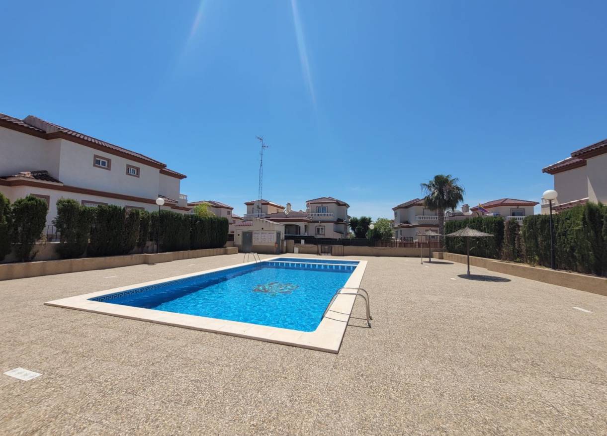 Vakantie verhuur - House - La Marina