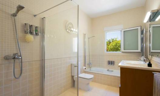Bestaand - Villa - Jávea - Montgo