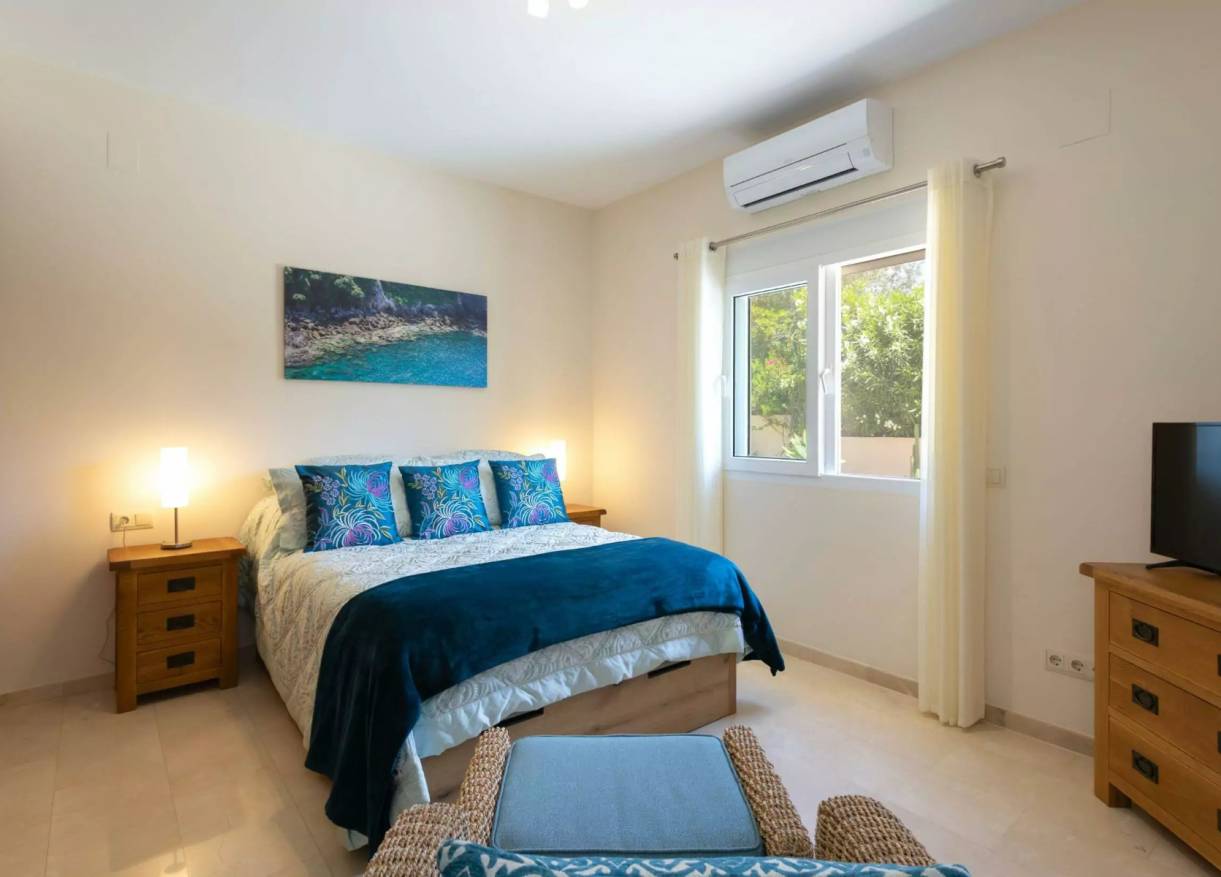 Bestaand - Villa - Jávea - Montgo