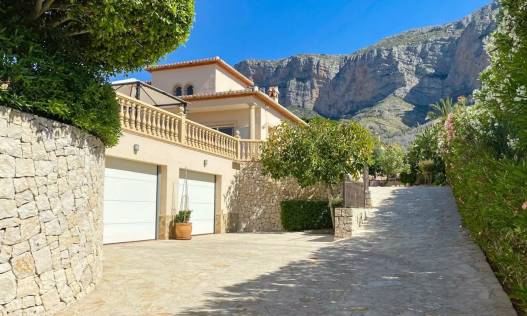 Bestaand - Villa - Jávea - Montgo
