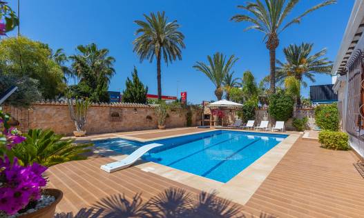 Bestaand - Villa - Orihuela Costa