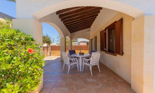Bestaand - Villa - Orihuela Costa
