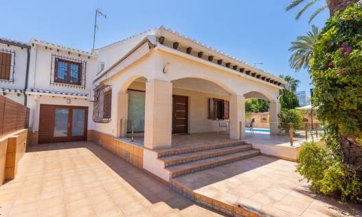 Bestaand - Villa - Orihuela Costa