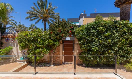 Bestaand - Villa - Orihuela Costa