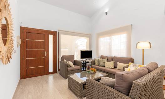 Bestaand - Villa - Orihuela Costa