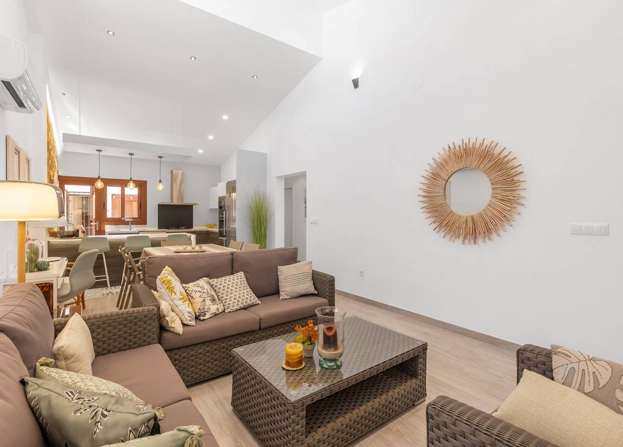 Bestaand - Villa - Orihuela Costa