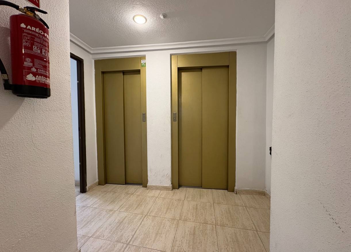Bestaand - Appartement - Torrevieja - Centro