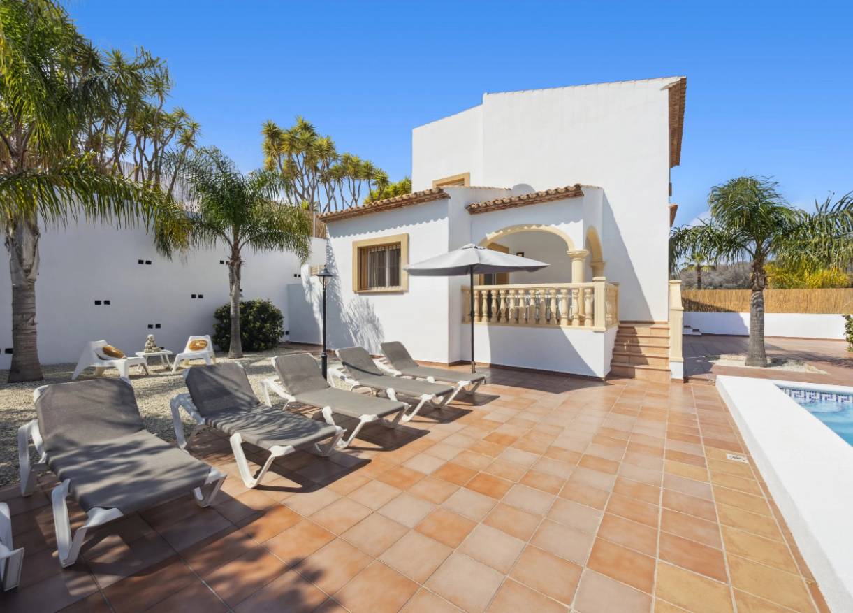 Bestaand - Villa - Jávea