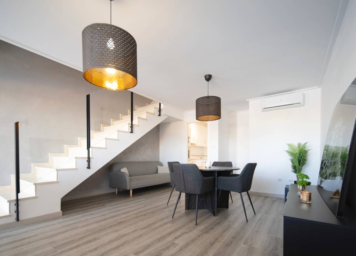 Bestaand - Townhouse / Semi-detached - Torrevieja - Los Balcones